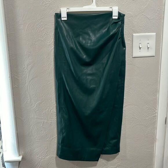 JASON WU Green Teal Vegan Faux Leather Ruched Pencil Skirt Size Medium NWT - Picture 1 of 6